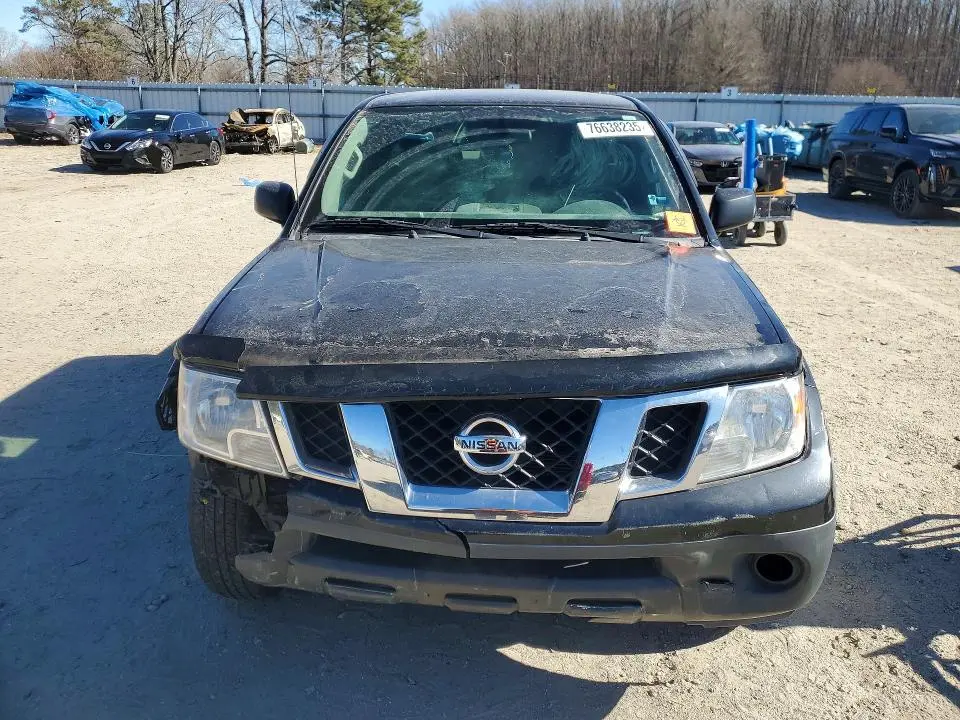 2017 NISSAN FRONTIER S  