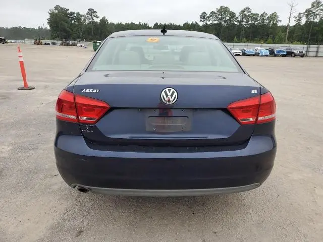 2013 VOLKSWAGEN PASSAT SE  