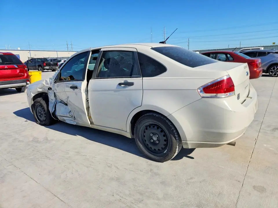 2010 FORD FOCUS   