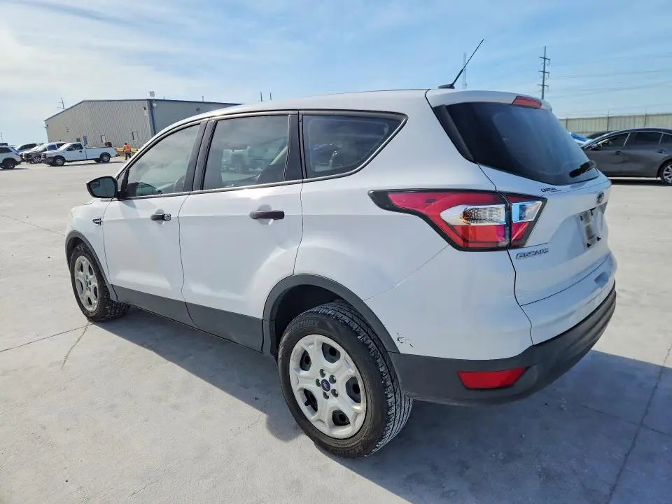 2017 FORD ESCAPE S  