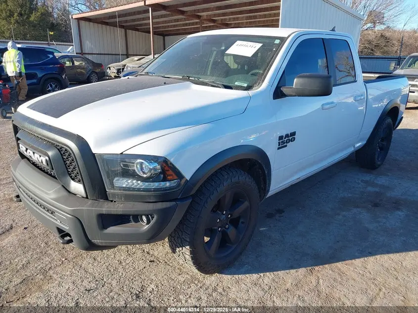 2019 RAM 1500 CLASSIC WARLOCK  4X2 6'4 BOX
