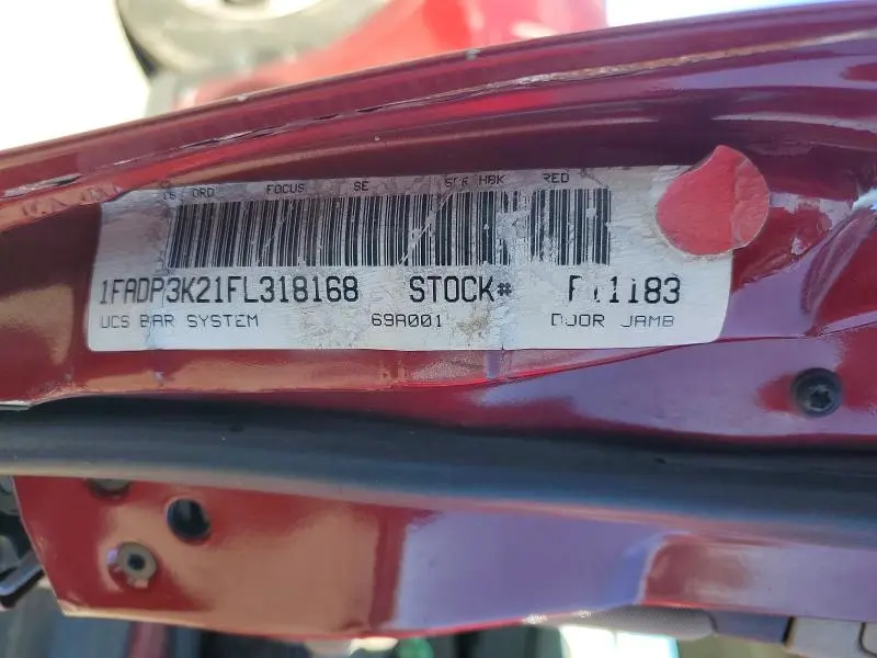 2015 FORD FOCUS SE  