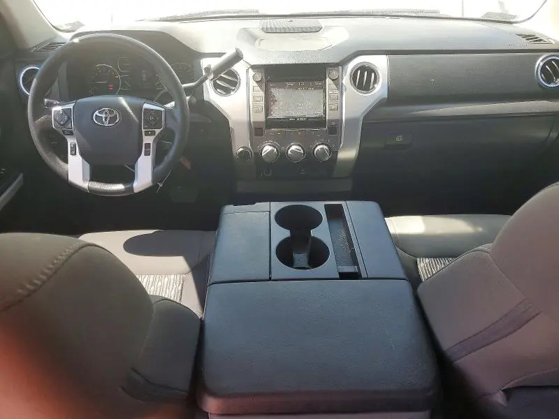 2019 TOYOTA TUNDRA SR5  