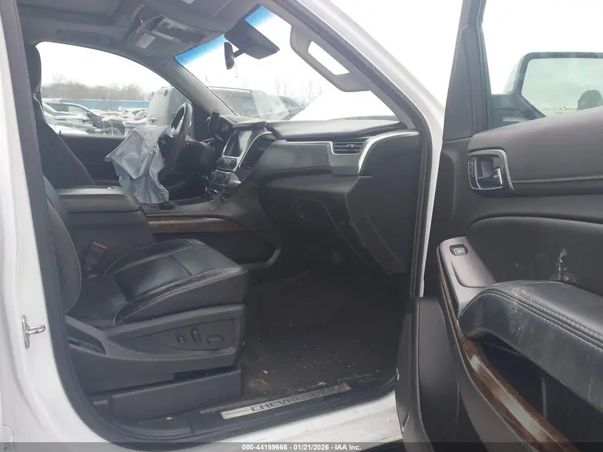 2017 CHEVROLET SUBURBAN LT