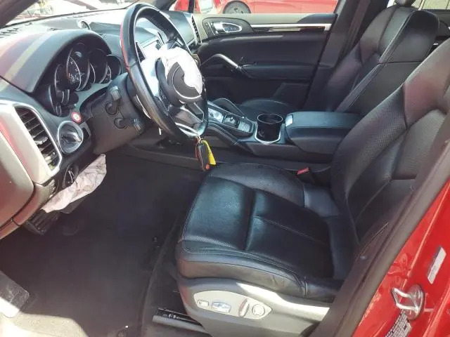 2016 PORSCHE CAYENNE   
