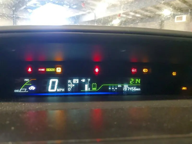 2013 TOYOTA PRIUS V FIVE  