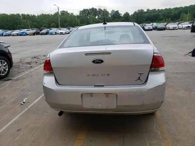 2010 FORD FOCUS SE  