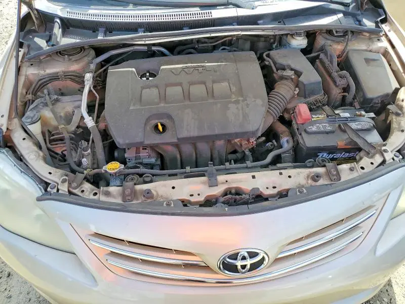 2013 TOYOTA COROLLA LE  