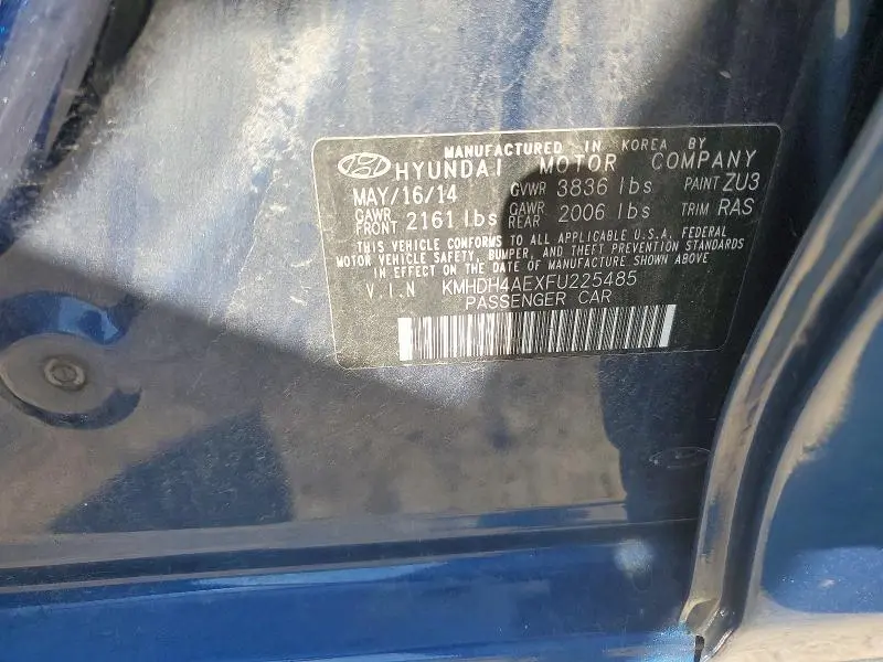 2015 HYUNDAI ELANTRA SE  