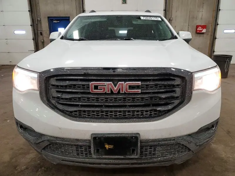 2017 GMC ACADIA SLT-1  