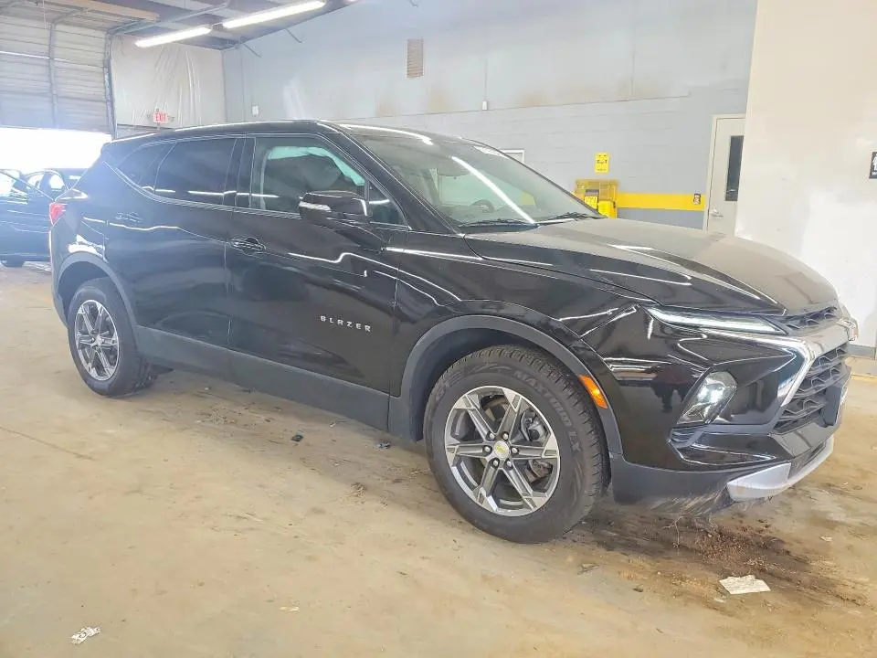 2023 CHEVROLET BLAZER 1LT   