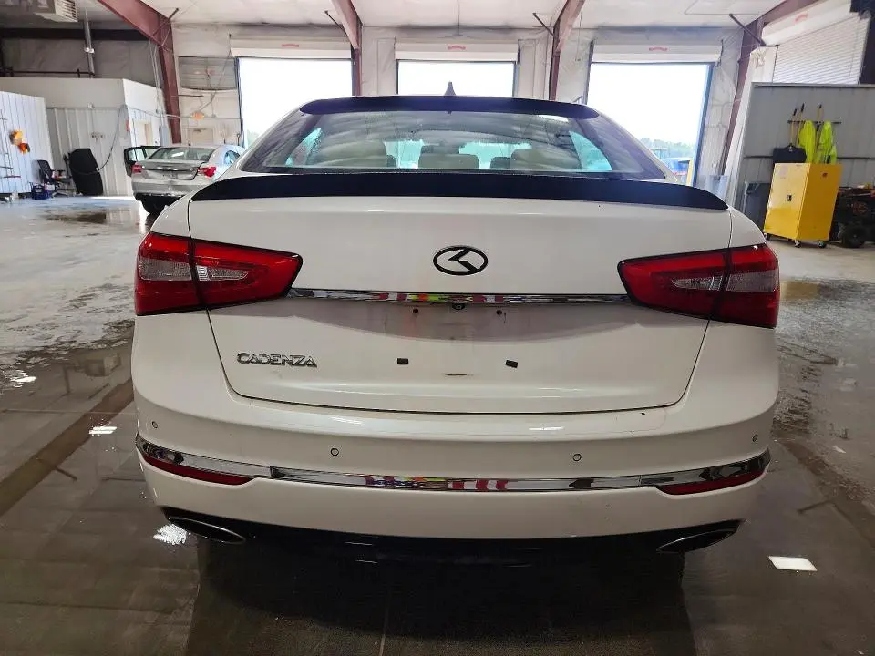 2015 KIA CADENZA PREMIUM  