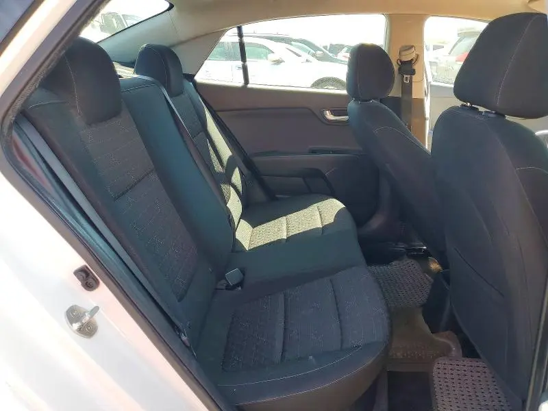 2020 KIA RIO LX  