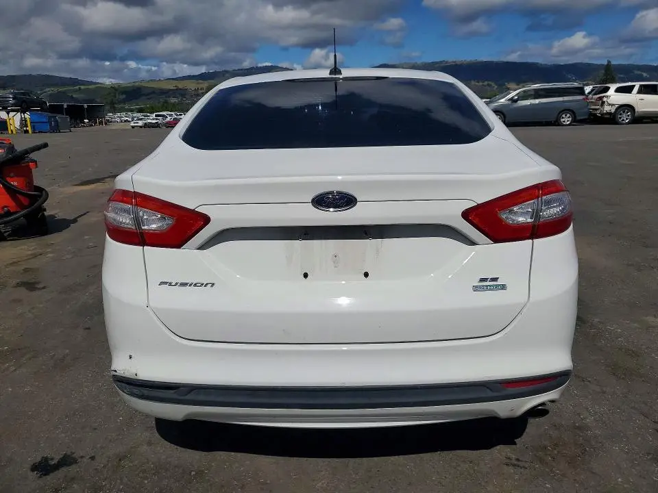 2014 FORD FUSION SE  