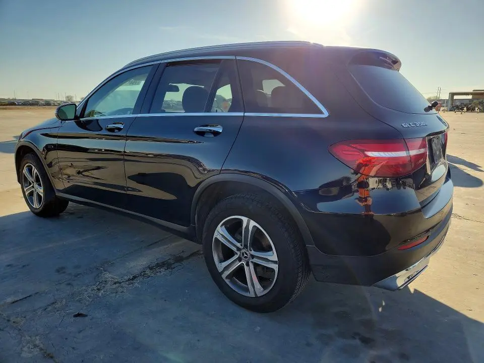 2019 MERCEDES-BENZ GLC 350E  