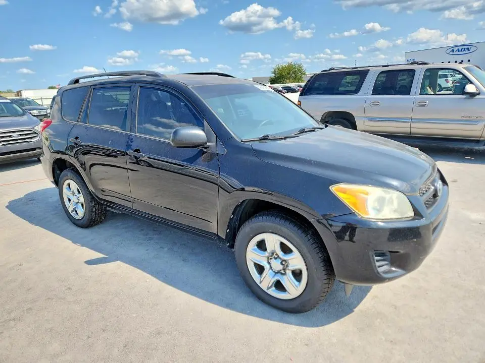 2011 TOYOTA RAV4 BASE  