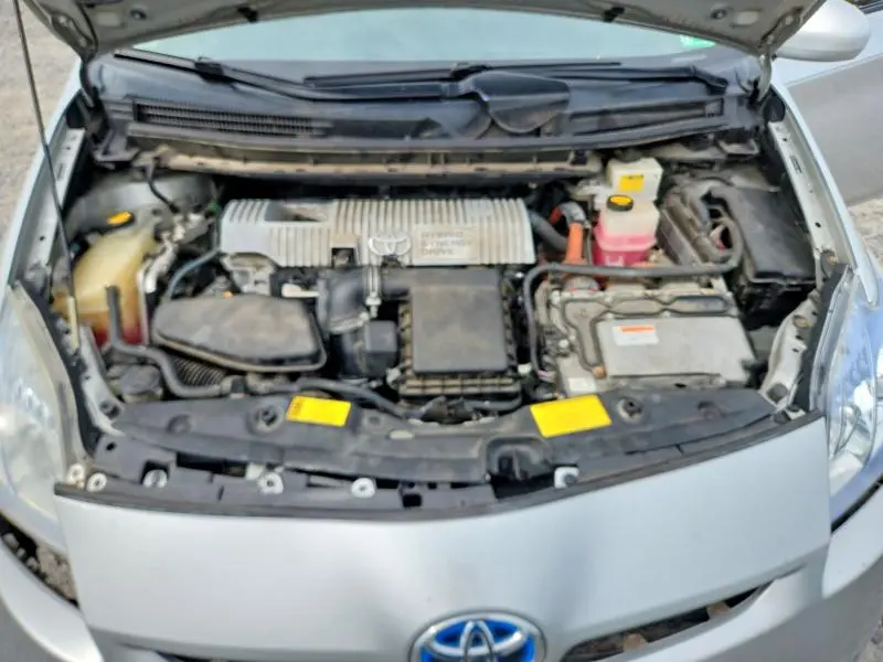 2011 TOYOTA PRIUS TWO  