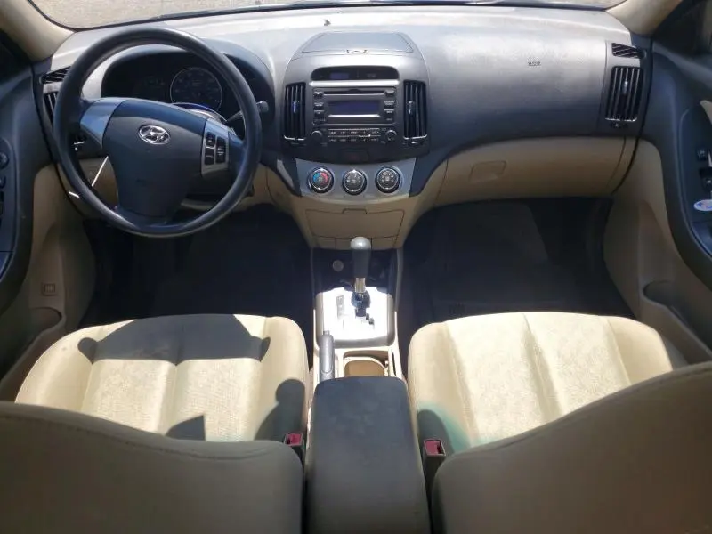 2010 HYUNDAI ELANTRA GLS  