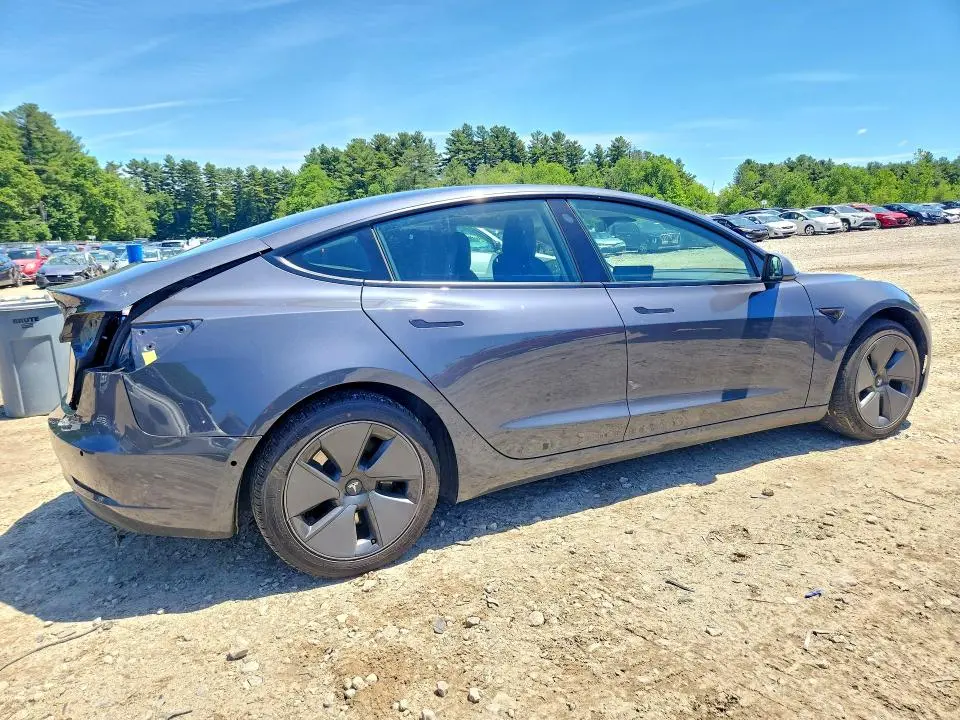 2021 TESLA MODEL 3   