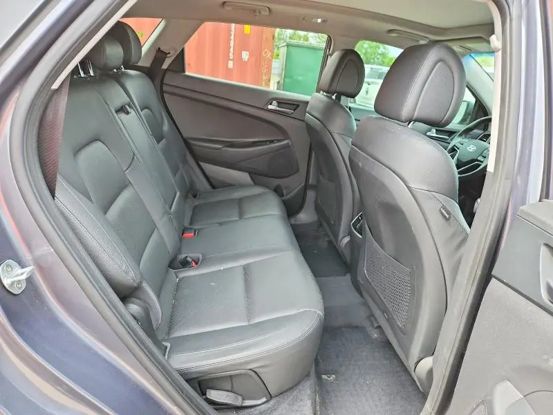 2016 HYUNDAI TUCSON SE  