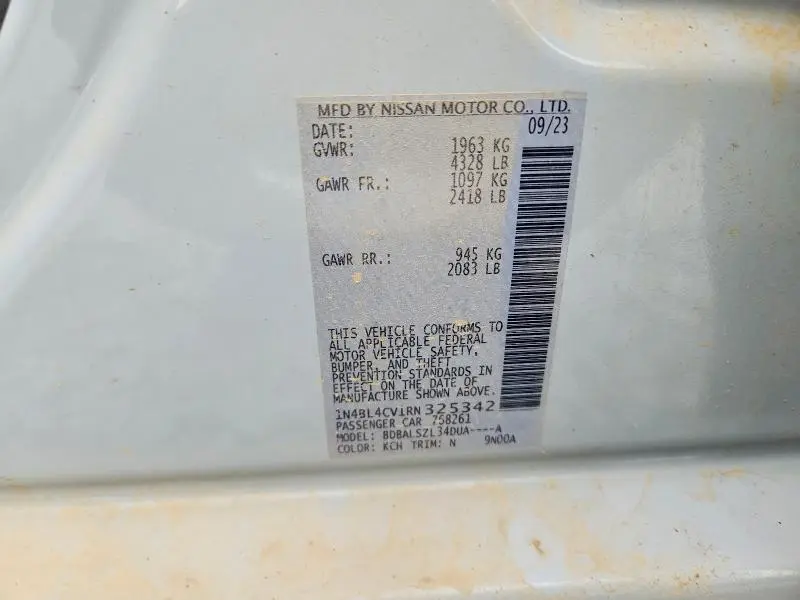2024 NISSAN ALTIMA SR  