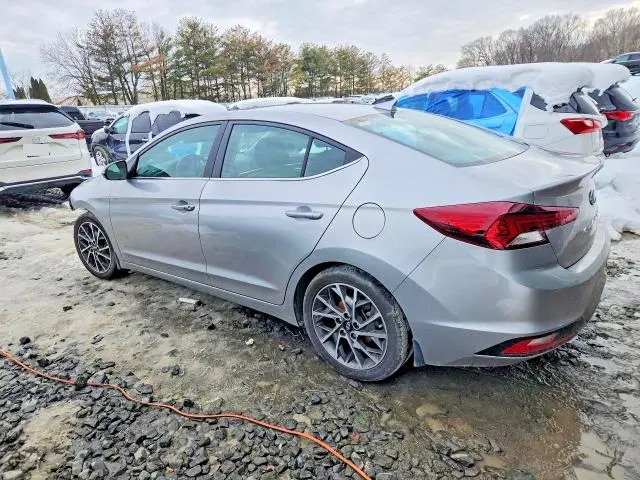 2020 HYUNDAI ELANTRA SEL  