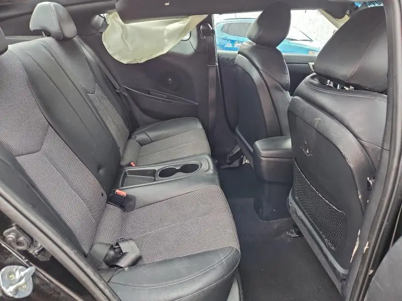 2016 HYUNDAI VELOSTER BASE  