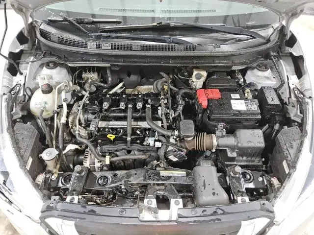 2019 NISSAN KICKS S  