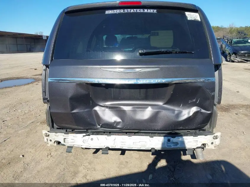 2016 CHRYSLER TOWN & COUNTRY TOURING