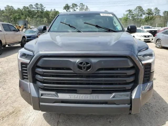 2024 TOYOTA TUNDRA CREWMAX SR  