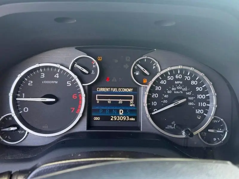 2014 TOYOTA TUNDRA CREWMAX LIMITED  