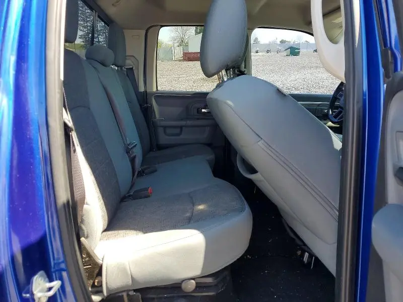 2015 RAM 1500 SLT  