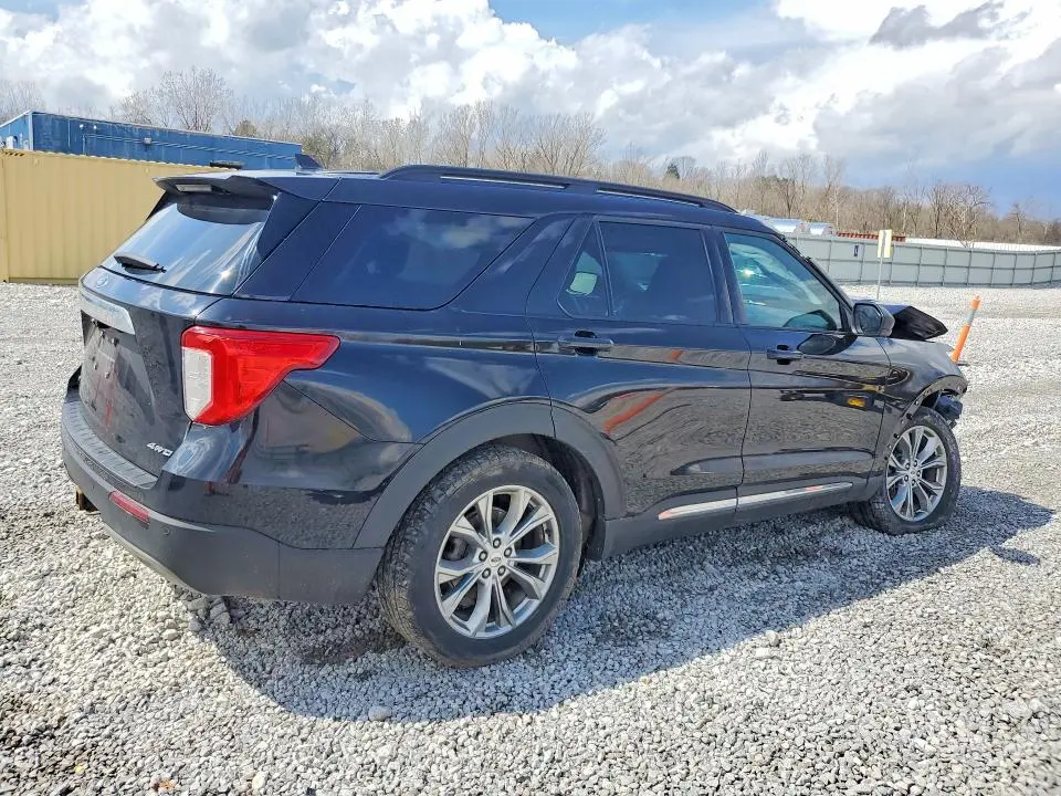 2021 FORD EXPLORER XLT  