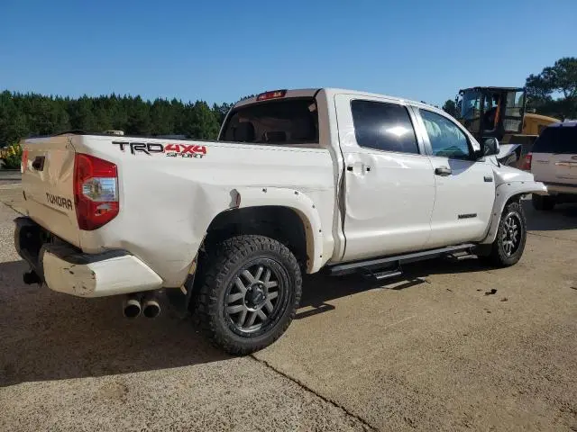 2018 TOYOTA TUNDRA CREWMAX SR5  