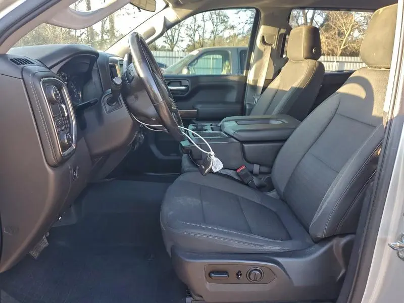 2019 CHEVROLET SILVERADO C1500 LT  