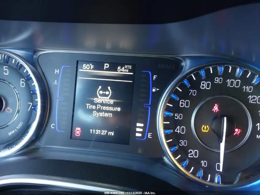 2015 CHRYSLER 200 LIMITED