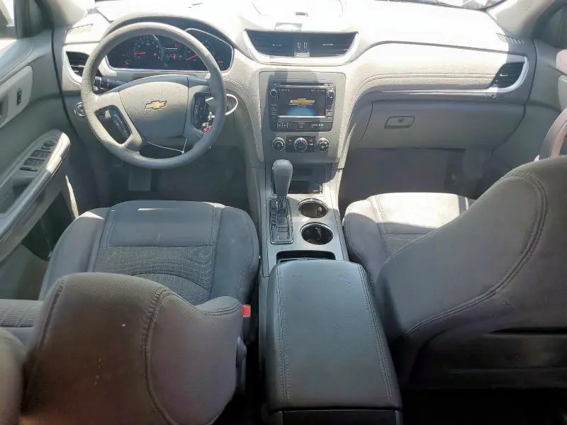 2014 CHEVROLET TRAVERSE LS  