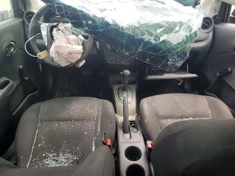 2015 NISSAN VERSA 1.6 S  