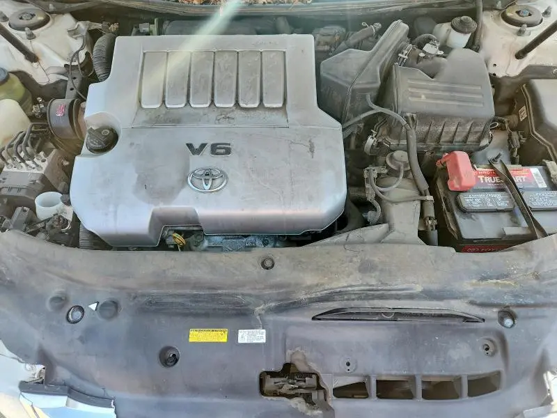 2010 TOYOTA AVALON LIMITED  