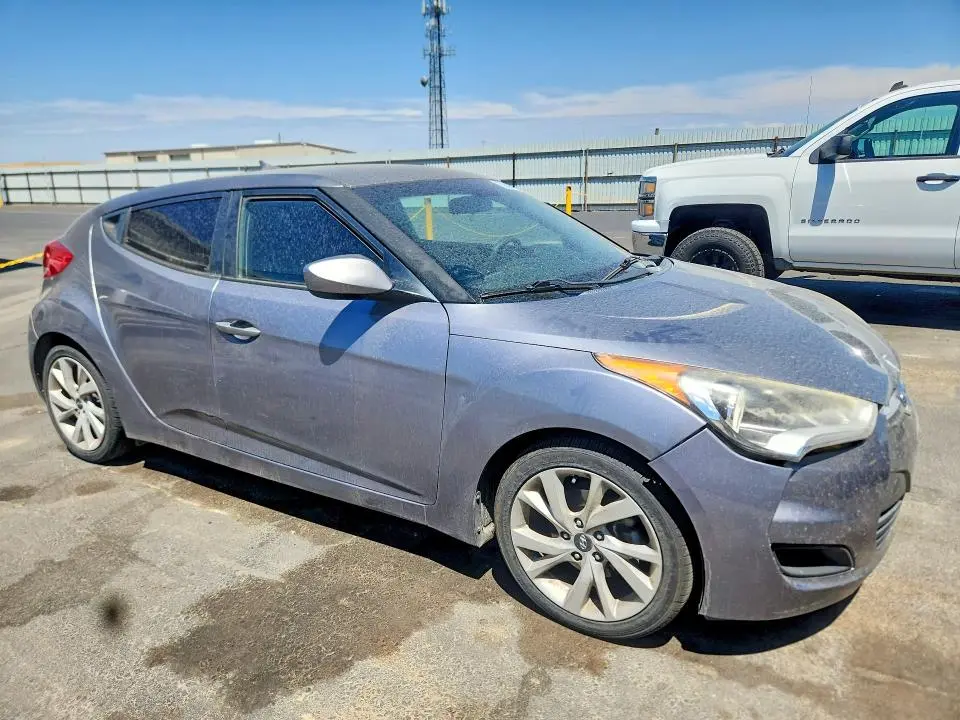 2016 HYUNDAI VELOSTER BASE  