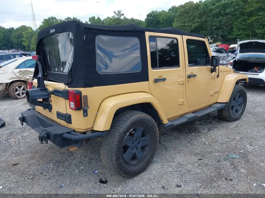 2013 JEEP WRANGLER UNLIMITED SAHARA