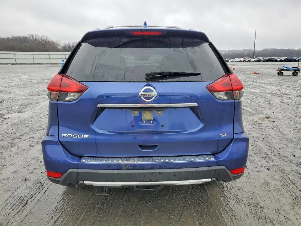 2018 NISSAN ROGUE SL  