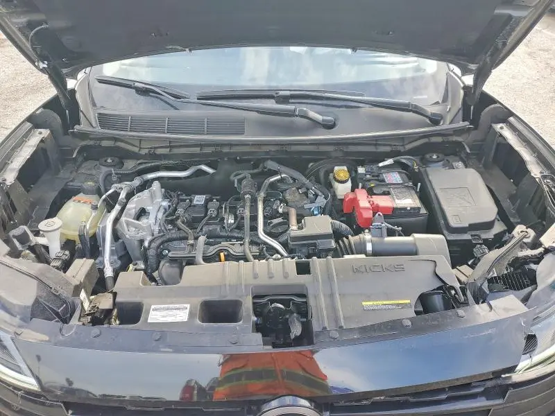 2025 NISSAN KICKS S  