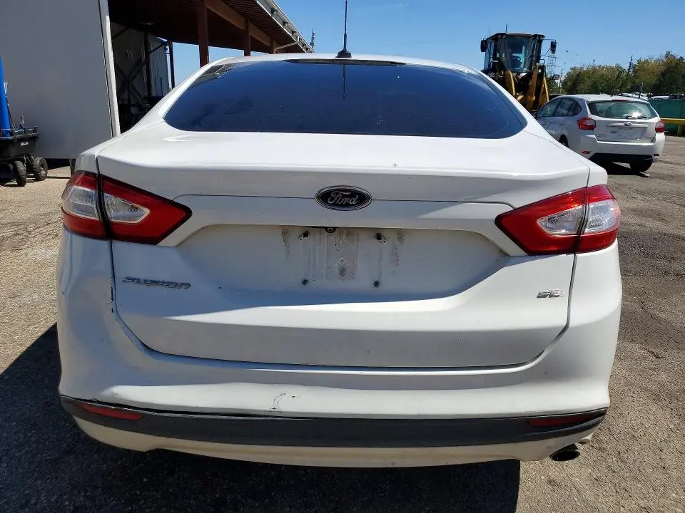 2015 FORD FUSION SE  