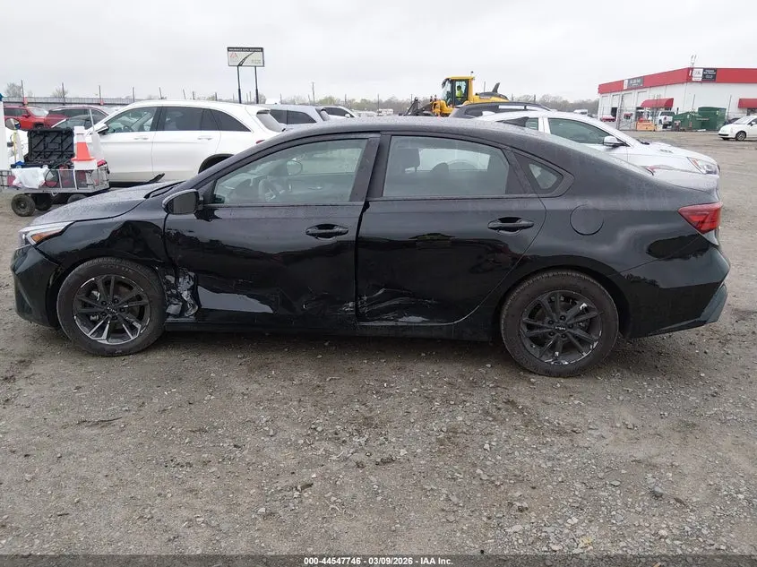 2024 KIA FORTE LXS