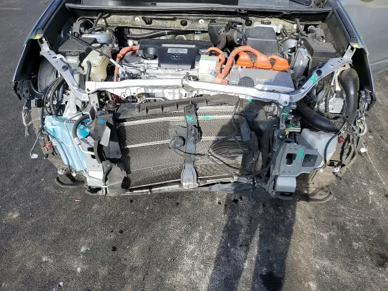 2017 TOYOTA RAV4 HV LE  