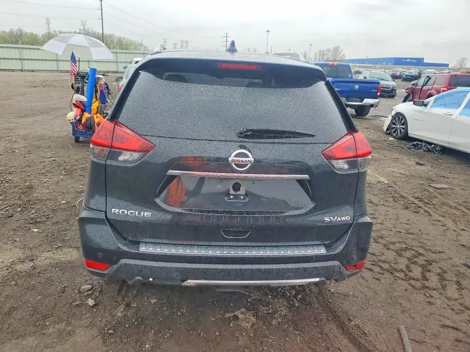 2019 NISSAN ROGUE SV  