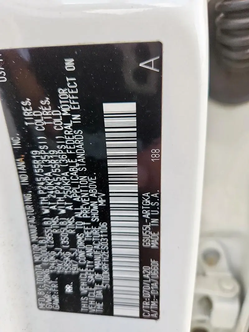 2014 TOYOTA HIGHLANDER LIMITED  