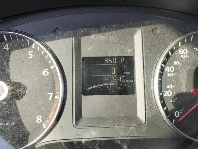 2013 VOLKSWAGEN JETTA SE  