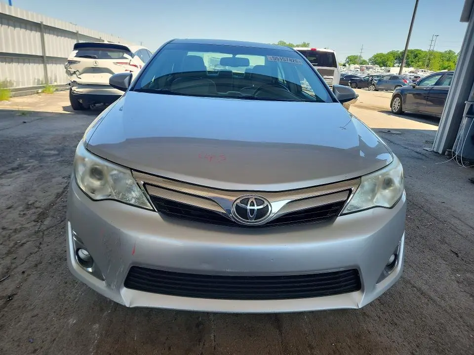 2014 TOYOTA CAMRY XLE V6  